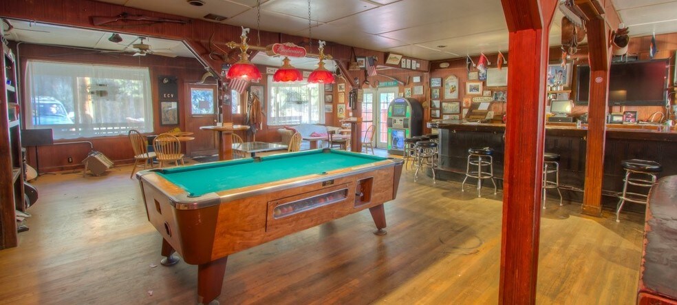 125 Deadwood Rd, Lewiston, CA à vendre - Photo de l’immeuble – Image 3 sur 49