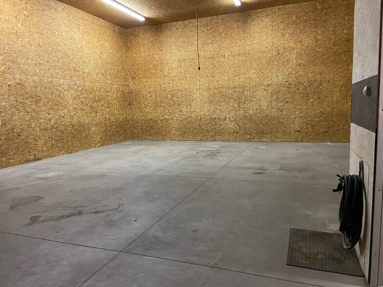 1617 W Evergreen Dr, Appleton, WI à louer - Photo de l’immeuble – Image 3 sur 3