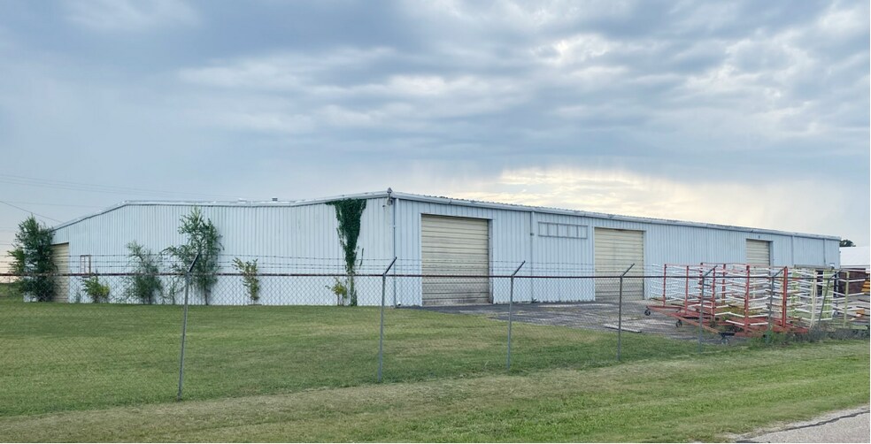 13 N Industrial Ave, Wellington, KS à vendre - Photo principale – Image 1 sur 4