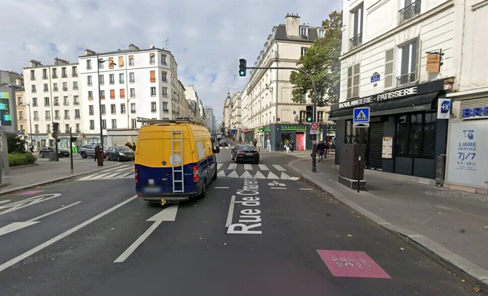 266 Rue De Charenton, Paris à louer - Photo de l’immeuble – Image 3 sur 4