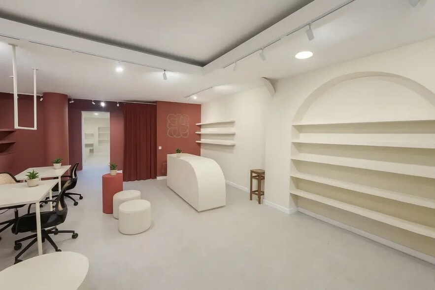 Bureau dans Paris à louer - Photo de l’immeuble – Image 2 sur 7