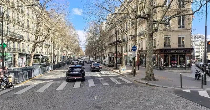 Local commercial dans Paris à louer - Photo de l’immeuble – Image 1 sur 2