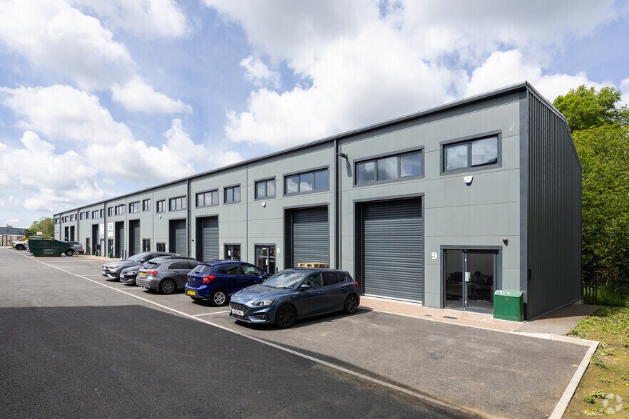 Javelin Way, Ashford à louer - Photo de l’immeuble – Image 2 sur 3
