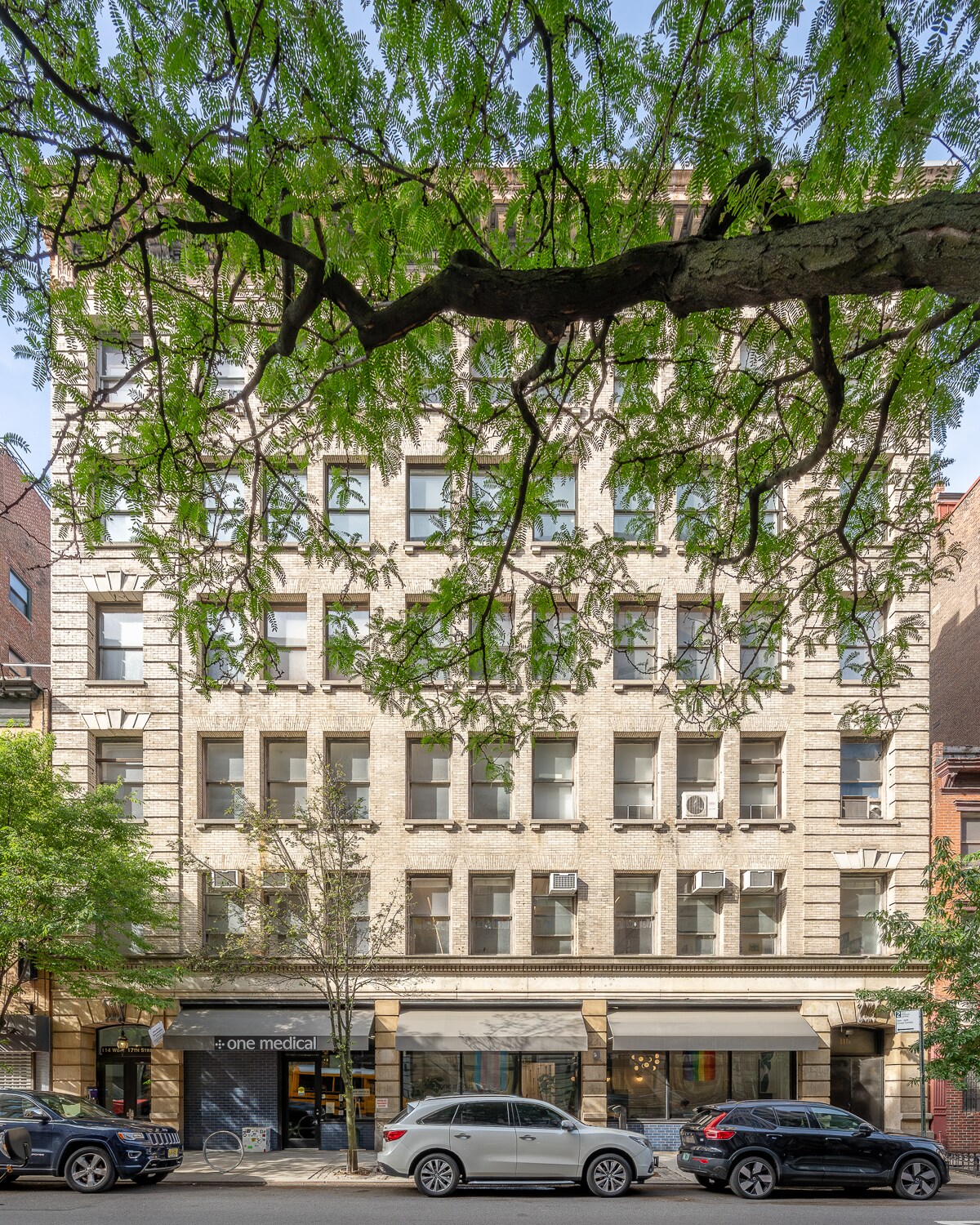 114 W 17th St, New York, NY à vendre Photo de l’immeuble– Image 1 sur 11
