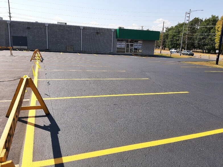 750 Battlefield rd, Springfield, MO à louer - Photo de l’immeuble – Image 3 sur 6