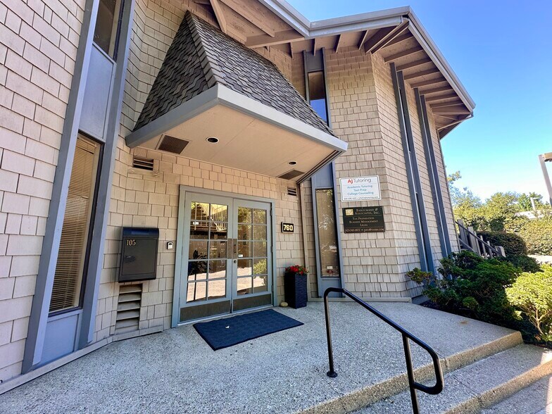 760 San Ramon Valley Blvd, Danville, CA à louer - Photo de l’immeuble – Image 3 sur 4