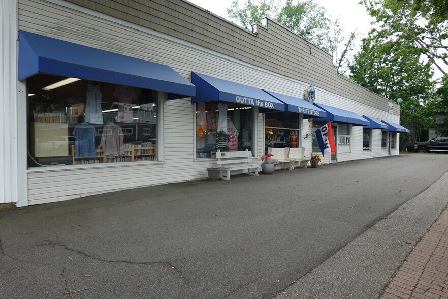 6 York St, Kennebunk, ME à vendre - Photo de l’immeuble – Image 2 sur 8