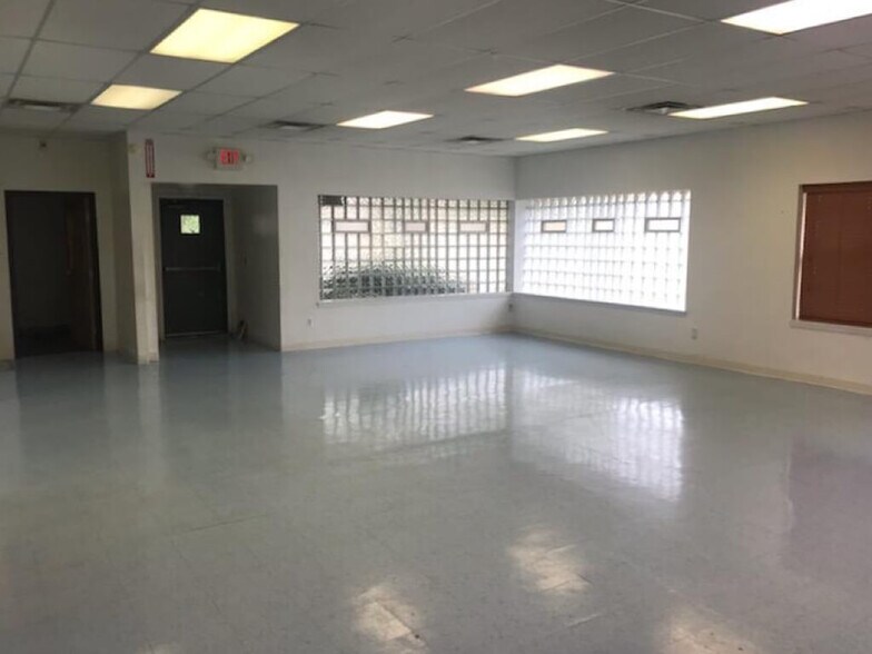 18440 John R St, Detroit, MI à vendre - Photo intérieure – Image 3 sur 19