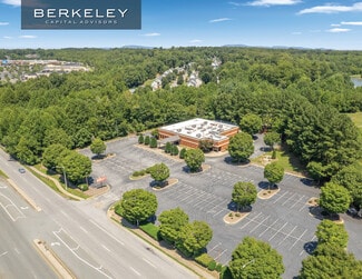 Plus de détails pour 800 E Hanes Mill Rd, Winston-Salem, NC - Local commercial à vendre