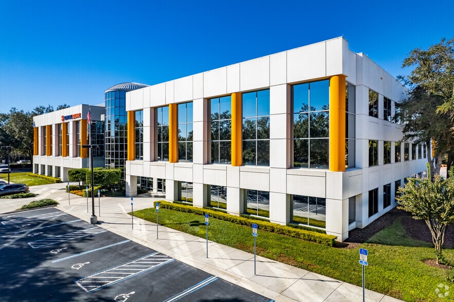 1000 Business Center Dr, Lake Mary, FL à louer - Photo principale – Image 1 sur 6