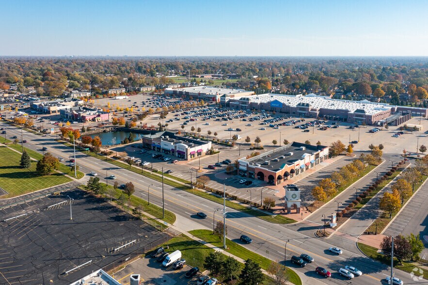 29451-30273 Plymouth Rd, Livonia, MI à louer - Photo principale – Image 1 sur 3