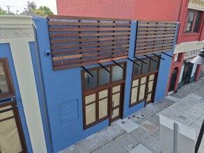 6410 Telegraph Ave, Oakland, CA à louer Photo intérieure– Image 1 sur 5