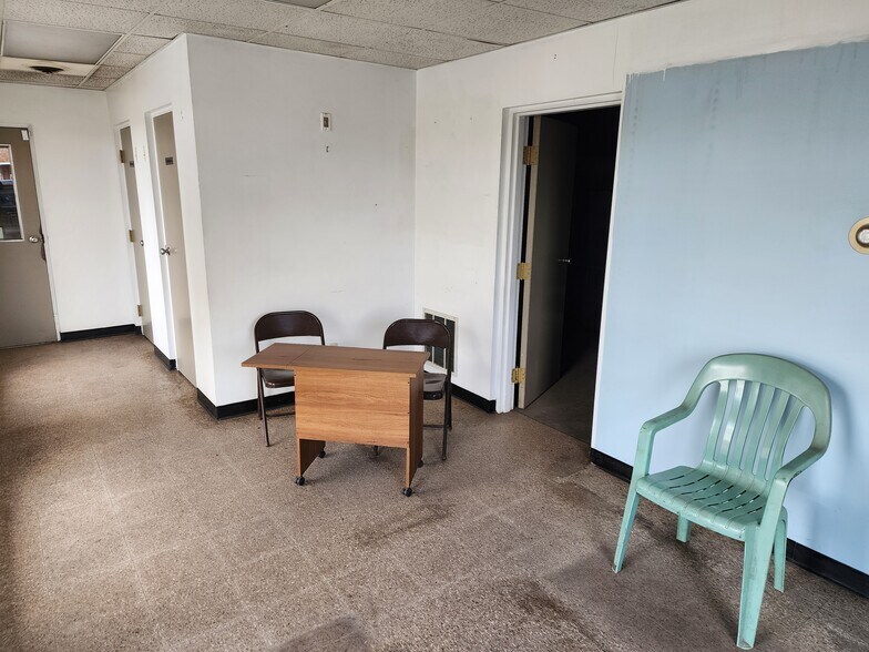 1301 Lafayette Ave, Moundsville, WV à vendre - Photo de l’immeuble – Image 3 sur 12