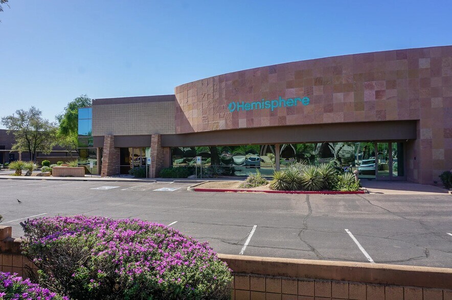 8515 E Anderson, Scottsdale, AZ à louer - Photo de l’immeuble – Image 2 sur 9