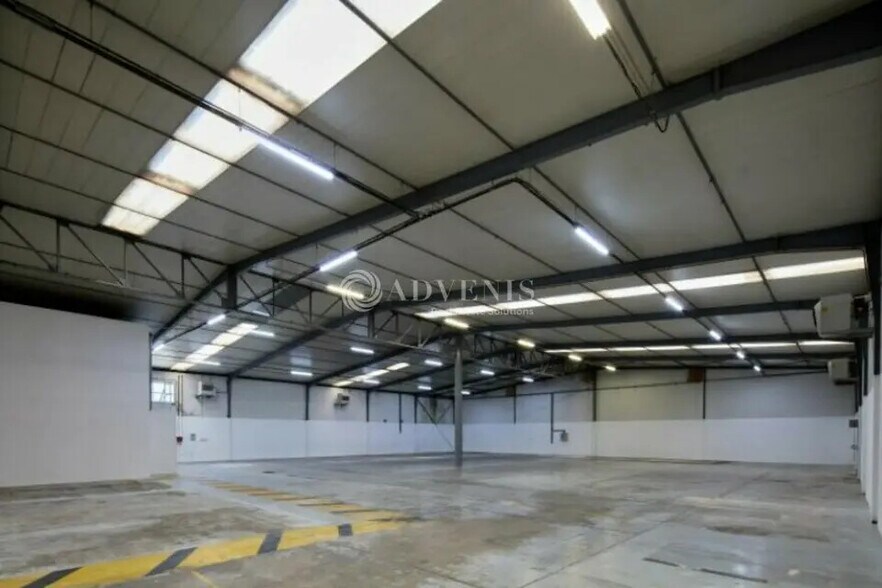 Local d'activités dans Morangis à vendre - Photo intérieure – Image 3 sur 4