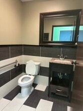 299 Glenwood Ave, Bloomfield, NJ à louer Photo intérieure– Image 2 sur 11