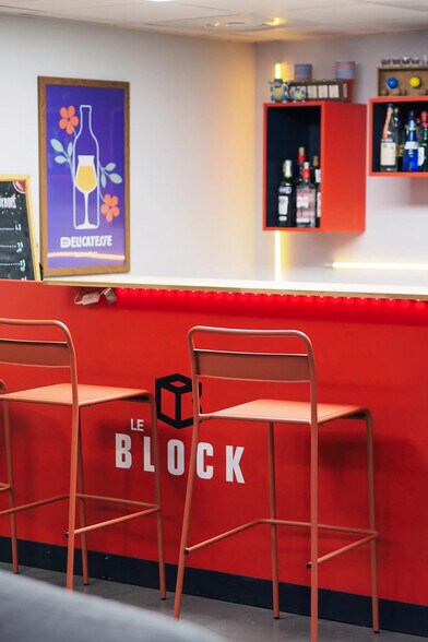 Bureau dans Clichy à louer - Photo intérieure – Image 2 sur 9