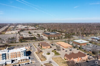 27620 Farmington Rd, Farmington, MI - VUE AÉRIENNE vue de carte - Image1