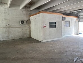 2414 SW 57th Way, West Park, FL à louer Photo intérieure– Image 1 sur 13