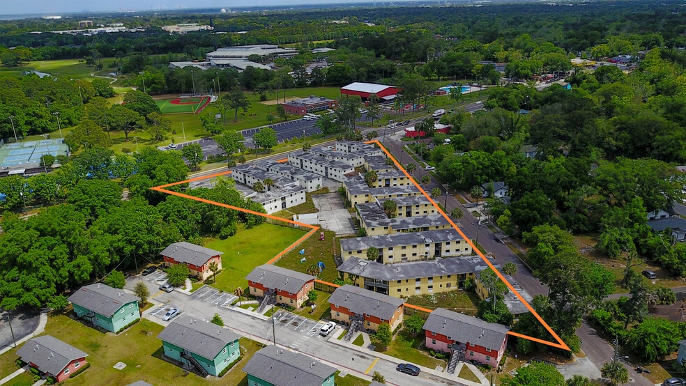4646 Moncrief Rd, Jacksonville, FL à vendre - Aérien – Image 2 sur 18