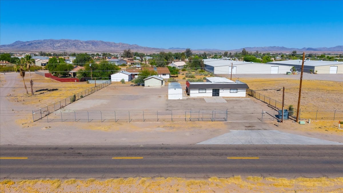 10135 S Barrackman Rd, Mohave Valley, AZ à louer Photo intérieure– Image 1 sur 76