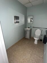 9801-9965 Pines Blvd, Pembroke Pines, FL à louer Photo intérieure– Image 2 sur 10