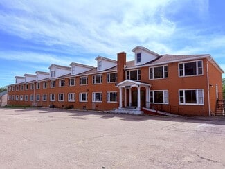 Plus de détails pour 834 3rd St, New Martinsville, WV - Hôtellerie à vendre