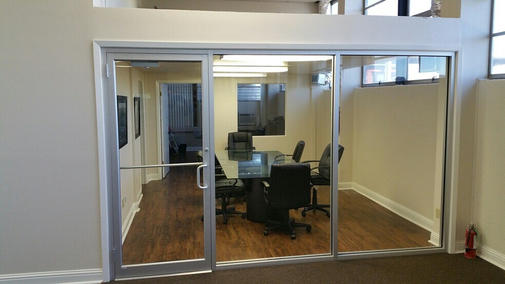 101 Uhland Rd, San Marcos, TX à louer - Photo de l’immeuble – Image 2 sur 8
