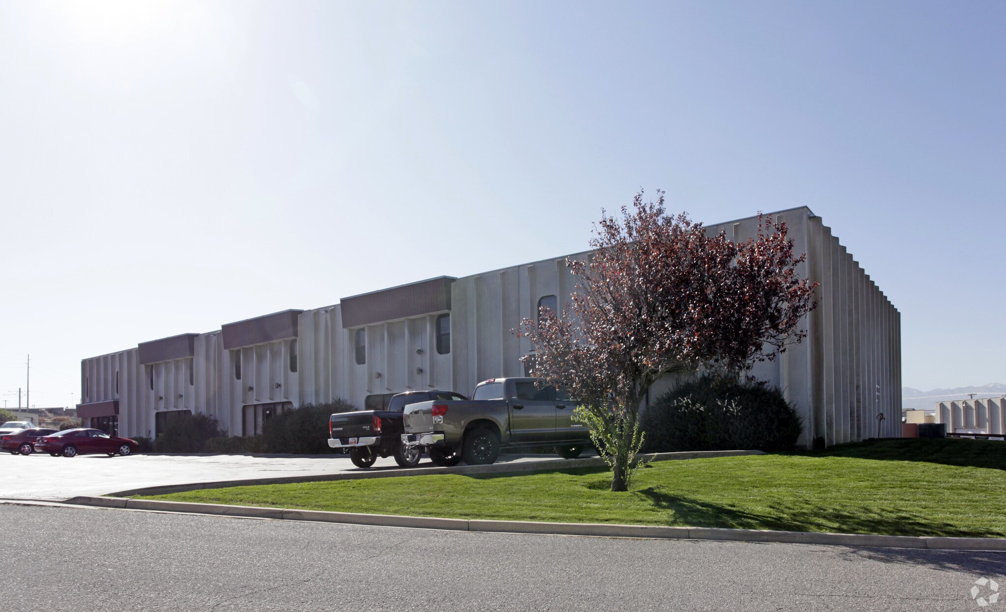 657-675 W 7250 S, Midvale, UT à louer Photo de l’immeuble– Image 1 sur 7