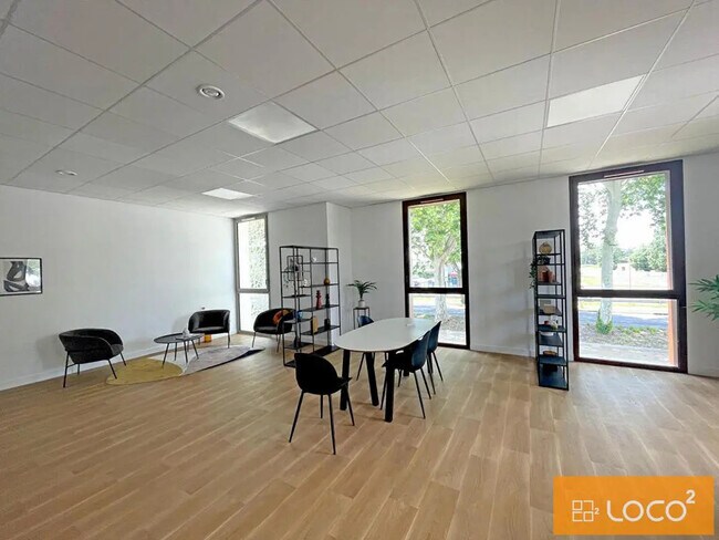 Plus de détails pour 226 Avenue Des Pyrénées, Muret - Bureau à louer