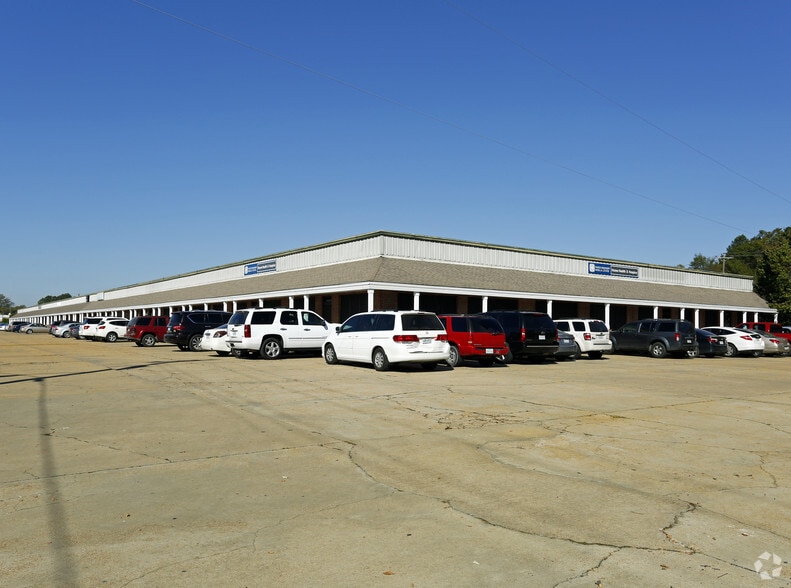 424-460 E President Ave, Tupelo, MS à louer - Photo principale – Image 1 sur 5
