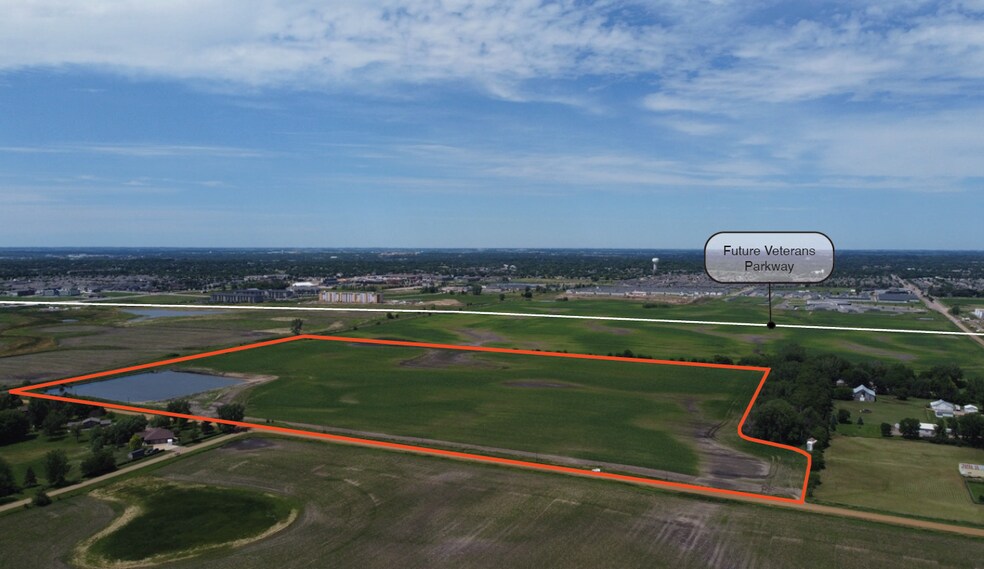 Cliff Ave, Sioux Falls, SD à vendre - Photo principale – Image 1 sur 2
