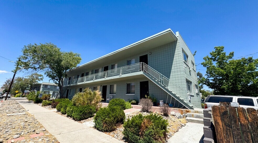 900 Willow St, Reno, NV à vendre - Photo de l’immeuble – Image 3 sur 22