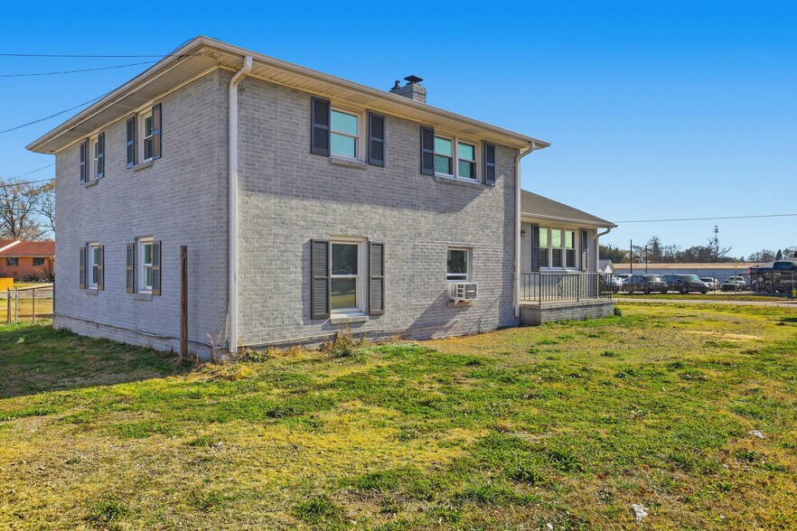 3 Rangeview Cir, Greenville, SC à vendre - Photo de l’immeuble – Image 2 sur 32