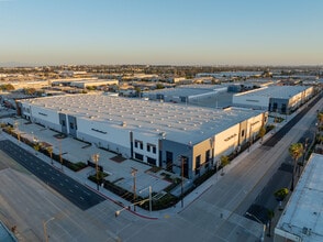 112 W Alondra Blvd, Gardena, CA à louer Photo intérieure– Image 2 sur 16