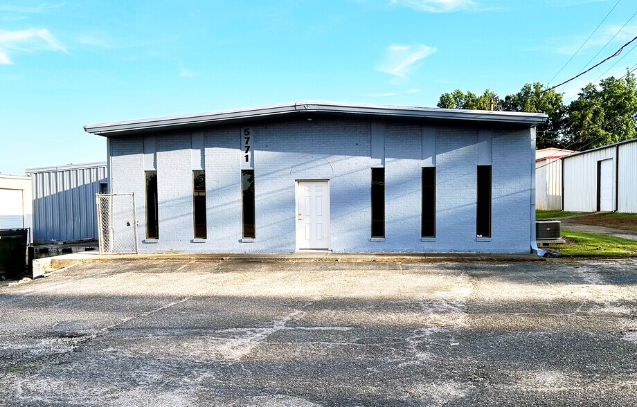 5771 I 10 Industrial Pky N, Theodore, AL à vendre - Photo de l’immeuble – Image 2 sur 21