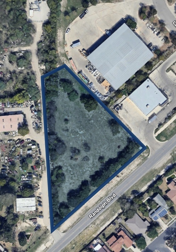 5915 Randolph Blvd, San Antonio, TX à vendre Photo de l’immeuble– Image 1 sur 2