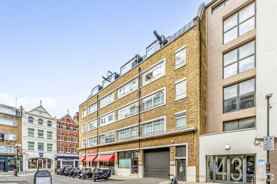 32-34 Greville St, Londres à louer - Photo de l’immeuble – Image 3 sur 3