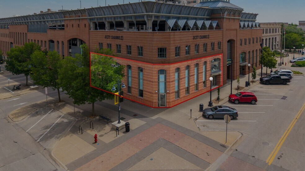 2-14 S Linn St, Iowa City, IA à louer - Photo de l’immeuble – Image 3 sur 14