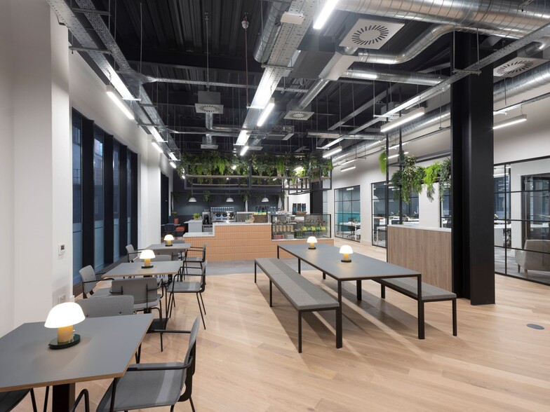 215 Bothwell St, Glasgow à louer - Photo de l’immeuble – Image 3 sur 24