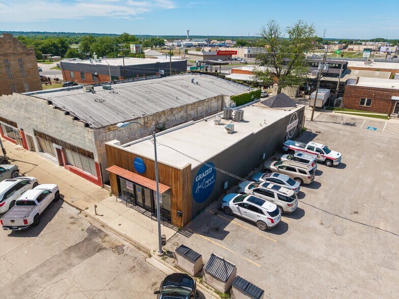 306 N Broadway St, Brownwood, TX à vendre - Photo de l’immeuble – Image 2 sur 33