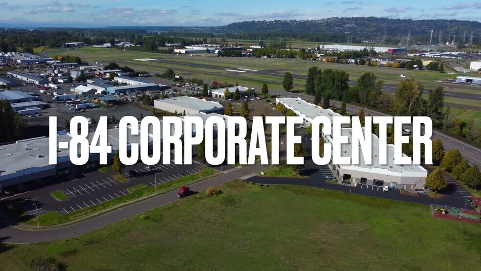 1020-1080 NW Corporate Dr, Troutdale, OR à louer - Vidéo sur l’annonce professionnelle – Image 2 sur 27