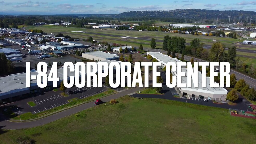 1020-1080 NW Corporate Dr, Troutdale, OR à louer - Vidéo sur l’annonce professionnelle – Image 2 sur 27