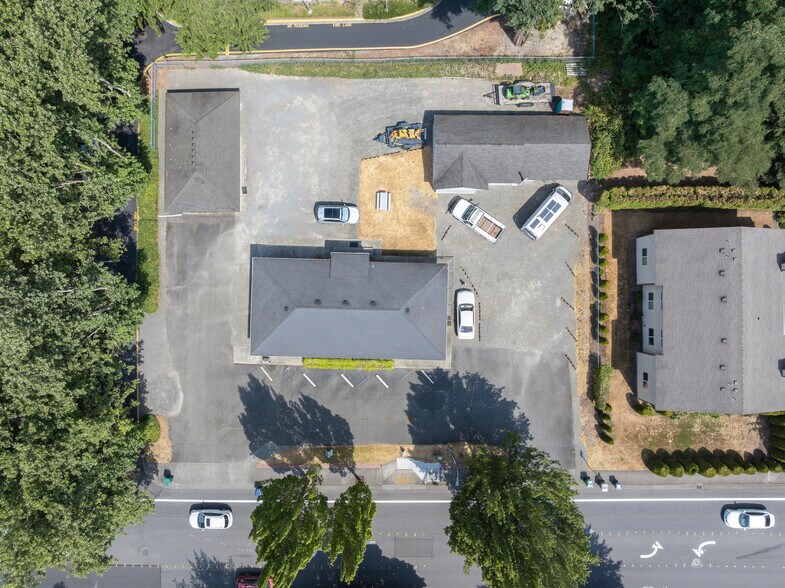 16440 85th St, Redmond, WA à vendre - Photo de l’immeuble – Image 3 sur 8