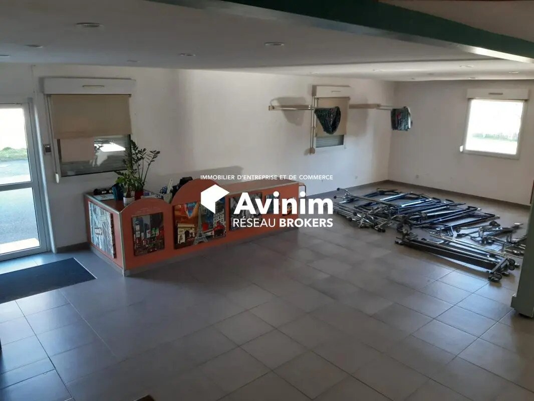 Local d'activités dans Arbin à vendre Photo intérieure– Image 1 sur 6