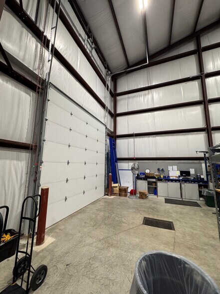 5700 Eastside Parkway Dr, Gas City, IN à vendre - Photo de l’immeuble – Image 3 sur 38