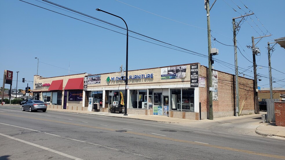 5159 W Diversey Ave, Chicago, IL à vendre - Photo de l’immeuble – Image 2 sur 9