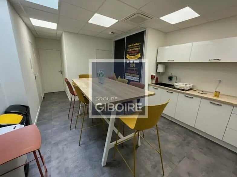 Bureau dans Cesson-Sévigné à vendre - Photo intérieure – Image 3 sur 5