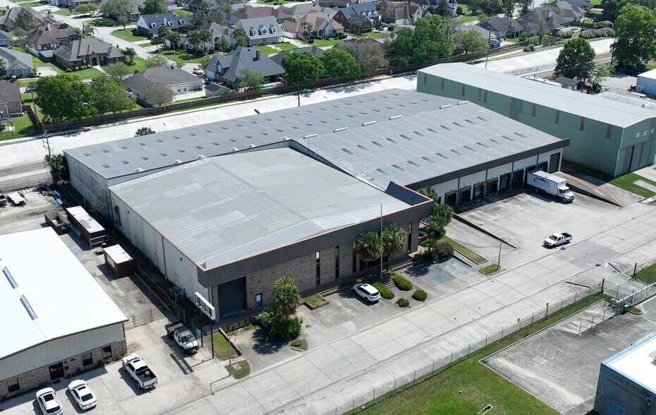 1925 Industrial Blvd, Harvey, LA à vendre - Photo de l’immeuble – Image 2 sur 22