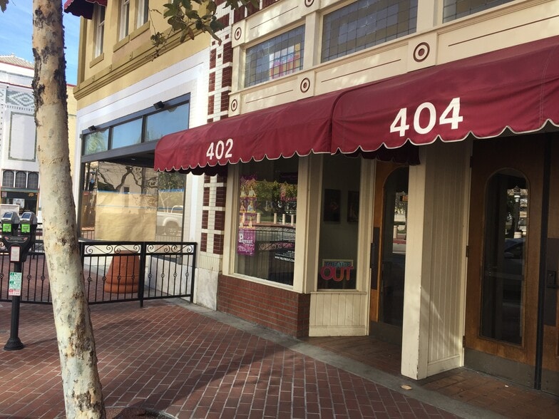 402-404 W 4th St, Santa Ana, CA à louer - Photo de l’immeuble – Image 3 sur 10